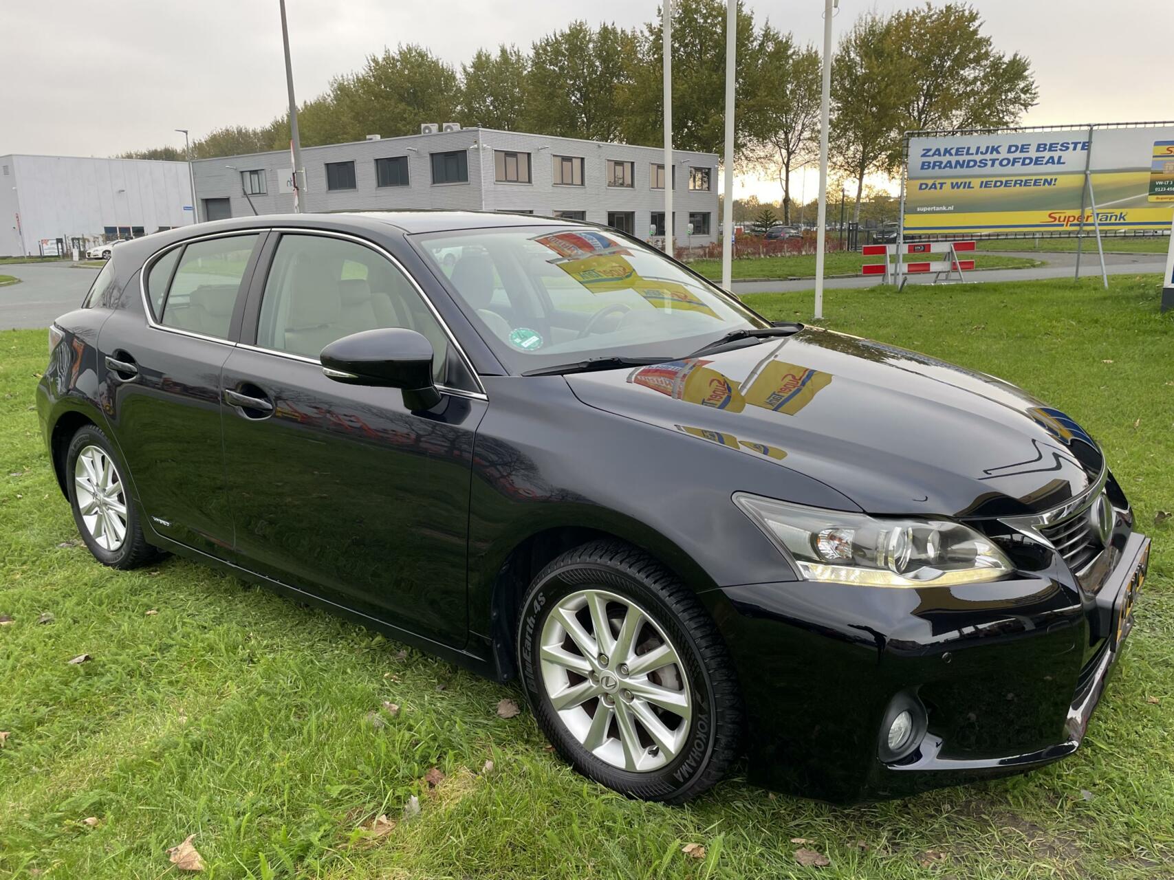 Foto van Lexus CT