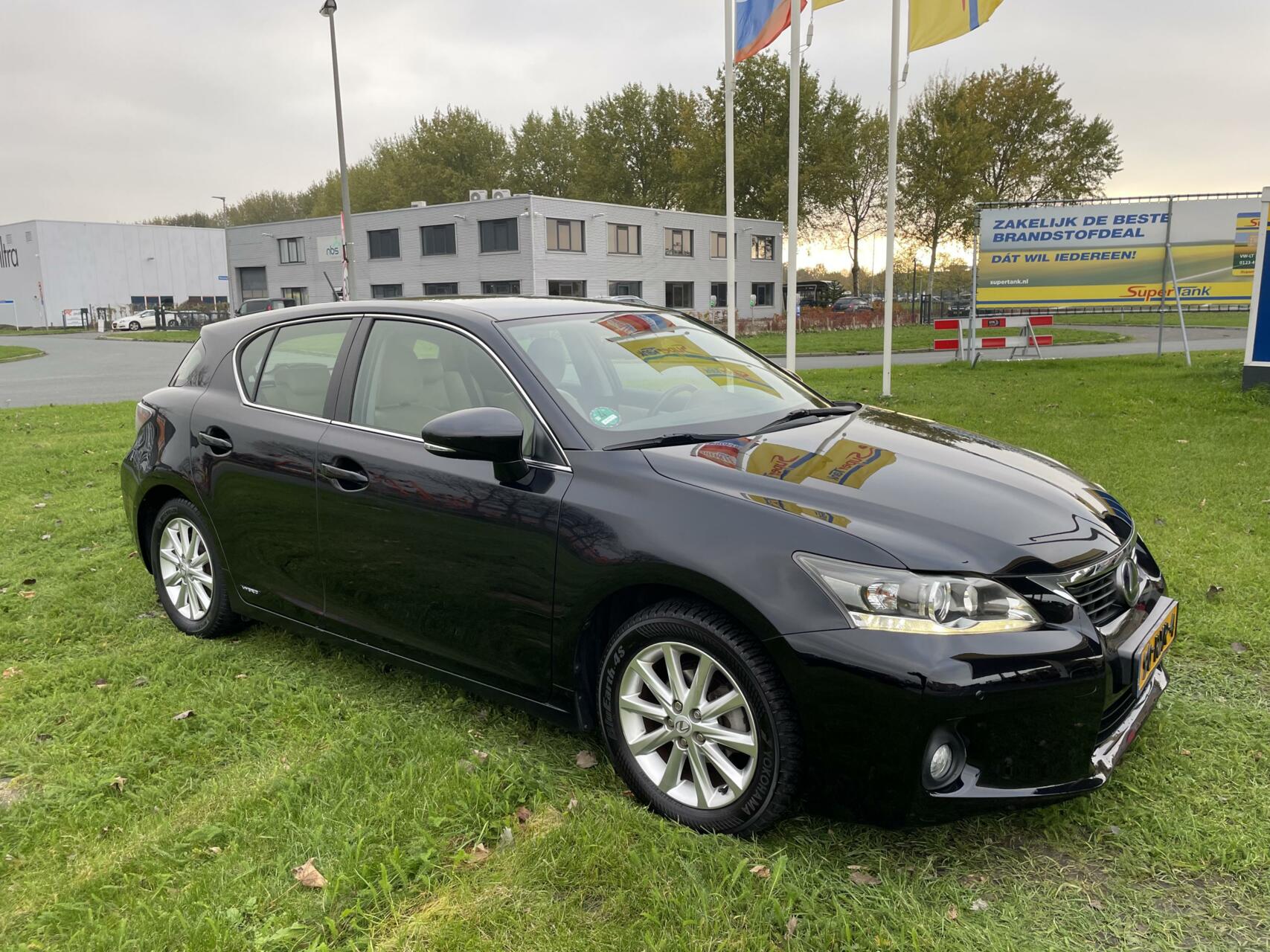 Foto van Lexus CT