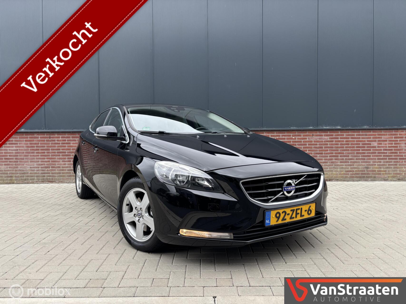 Volvo V40 1.6 T3 Momentum | Bluetooth | Camera | Cruise 2012 - voorkant