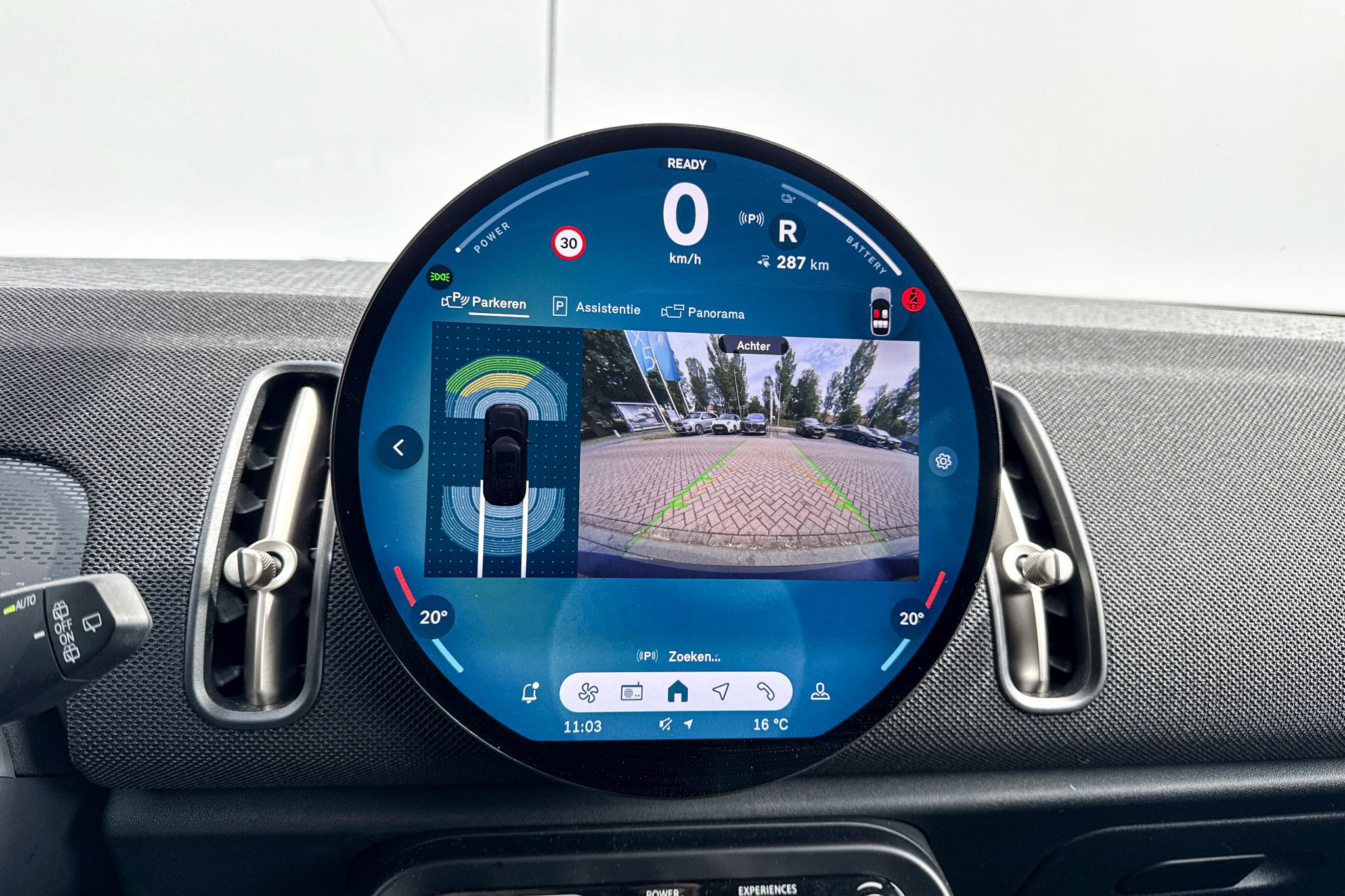 Foto van Mini Countryman E