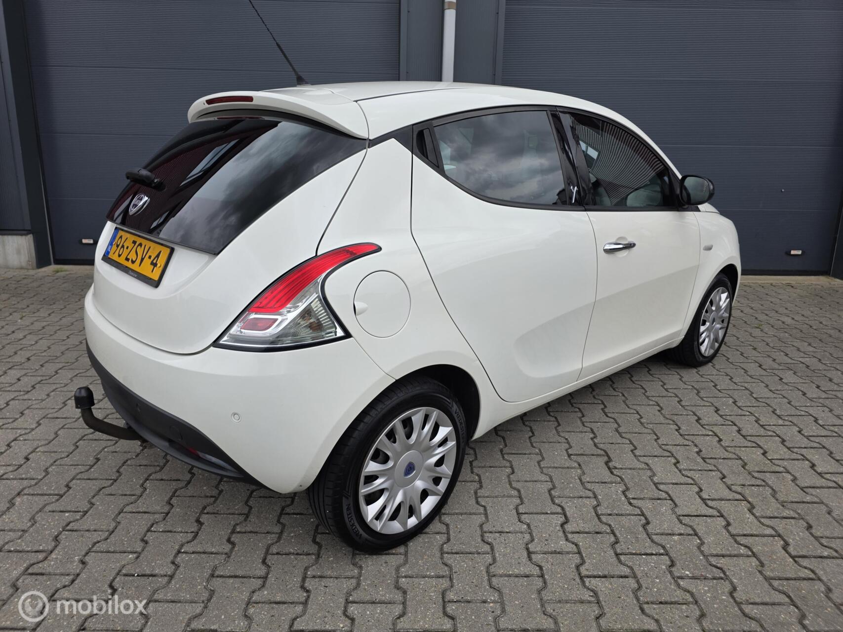 Foto van Lancia Ypsilon