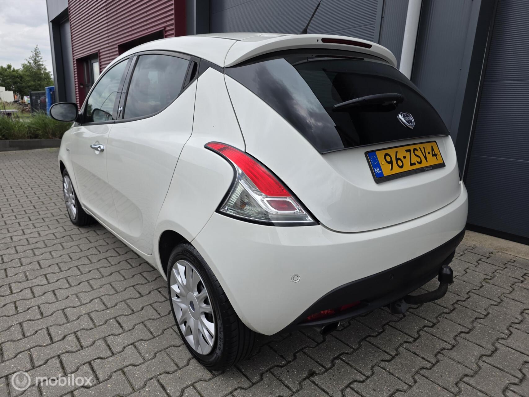 Foto van Lancia Ypsilon