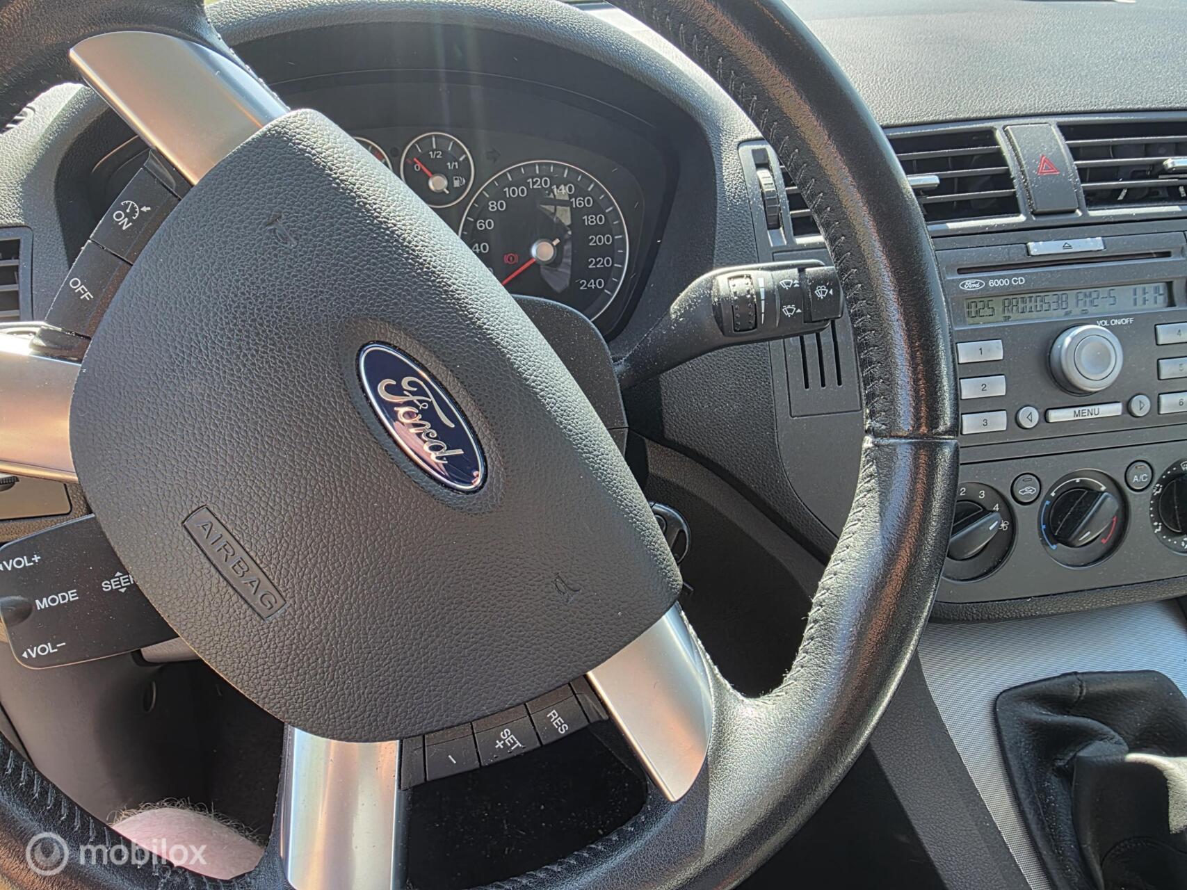 Foto van Ford Focus C-max