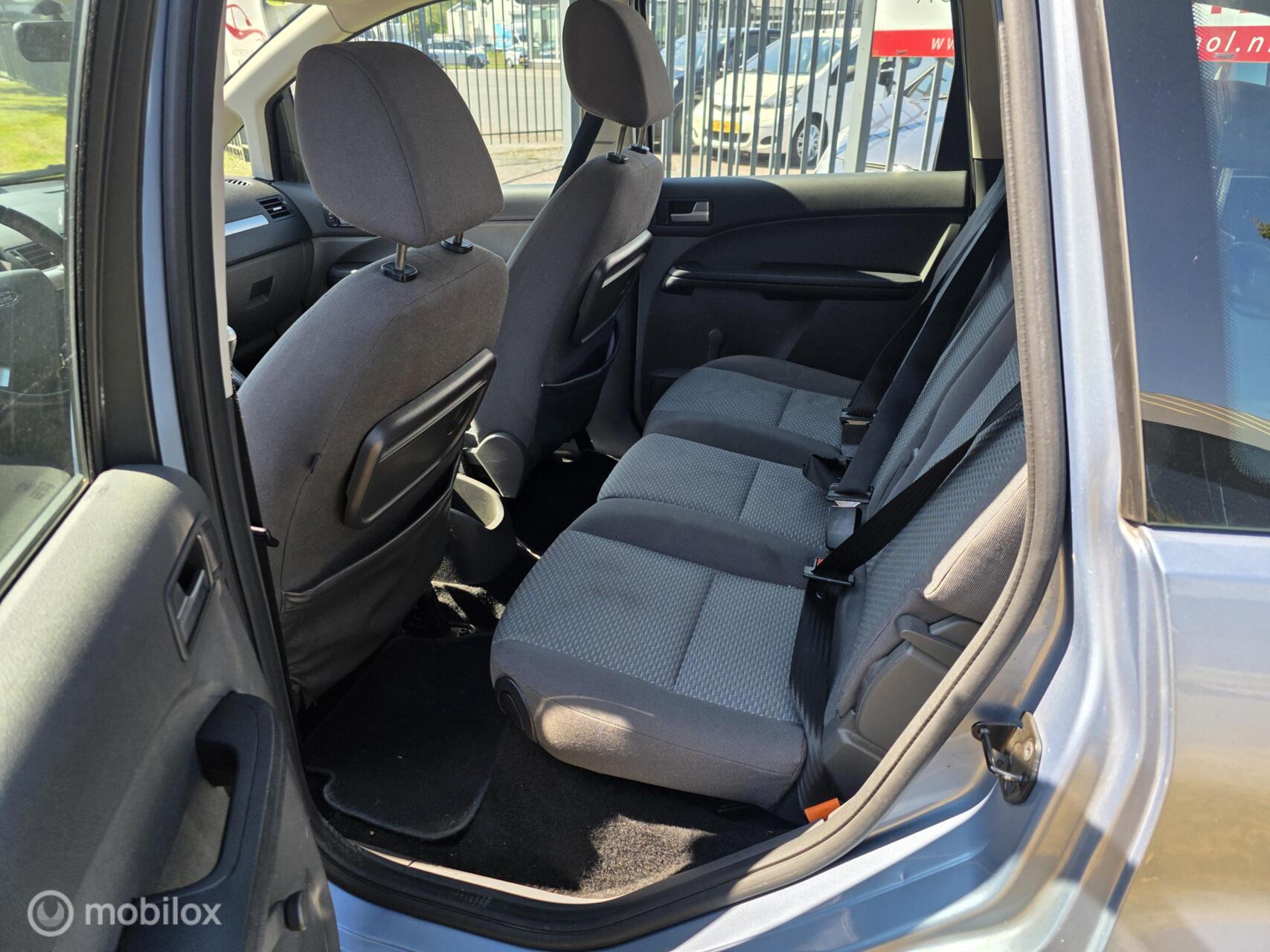 Foto van Ford Focus C-max