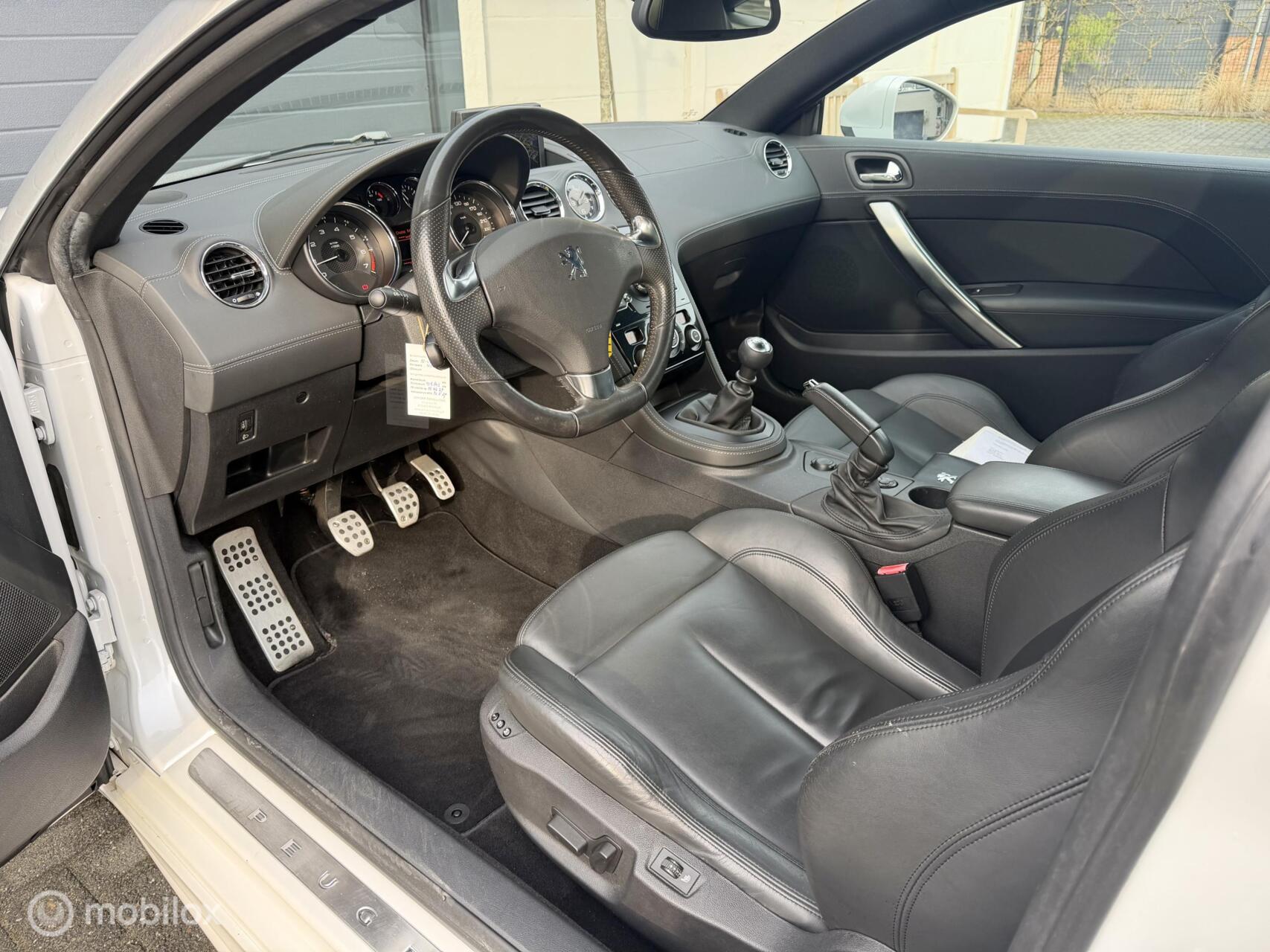 Foto van Peugeot RCZ