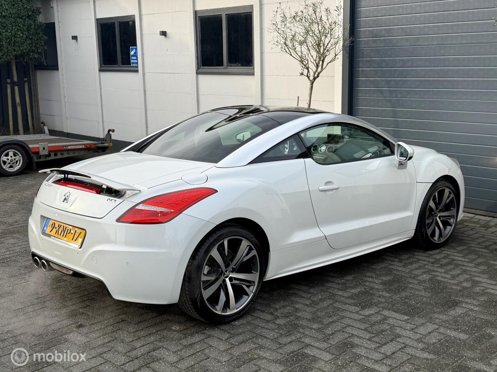 Foto van Peugeot RCZ