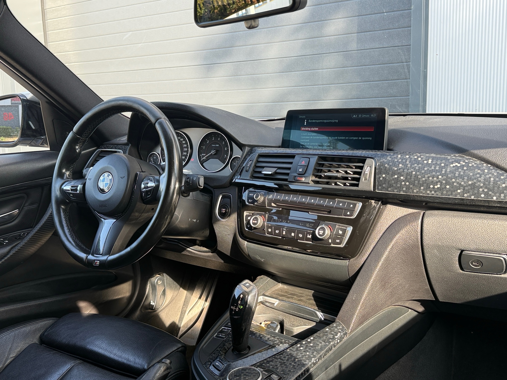 Foto van BMW 330e Iperformance