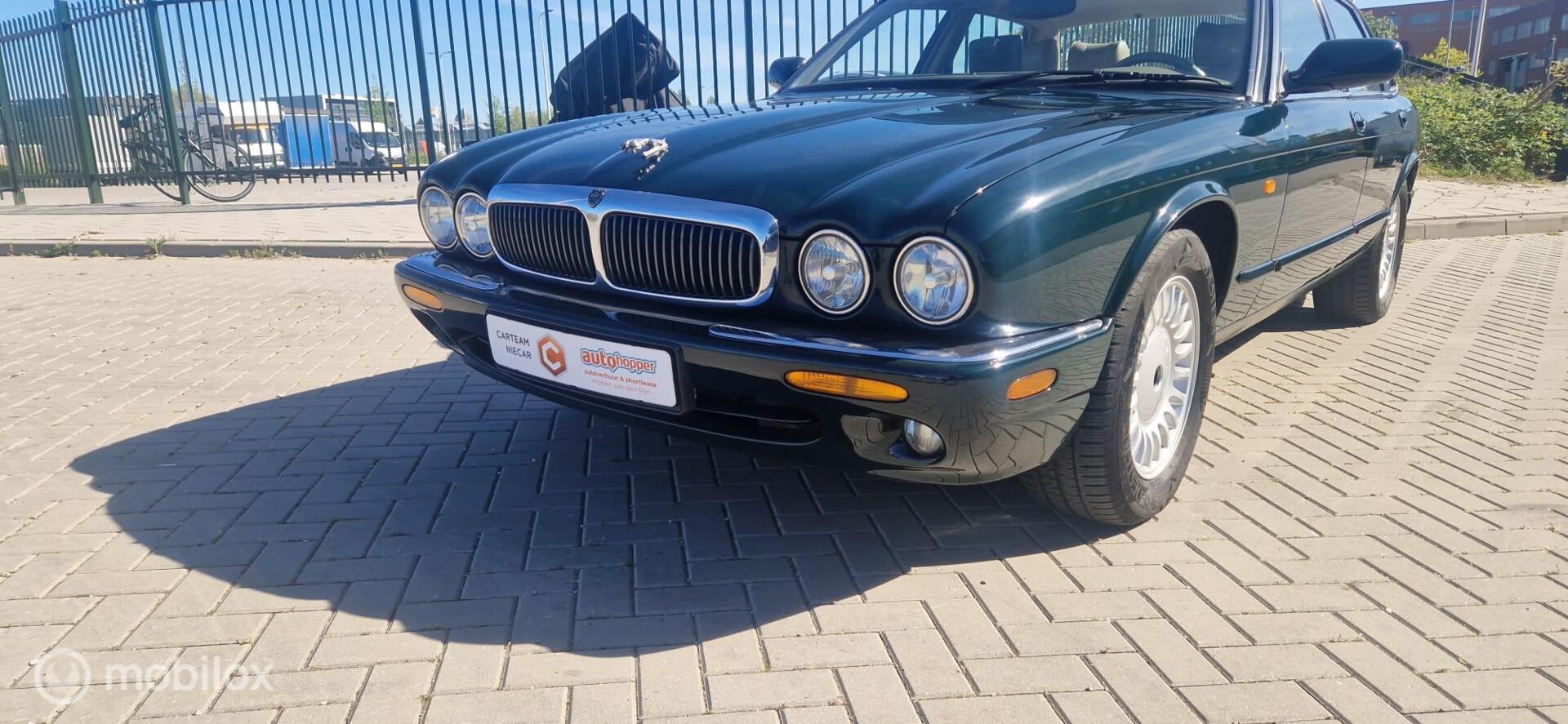 Foto van Jaguar Jaguar (xj8) Executive