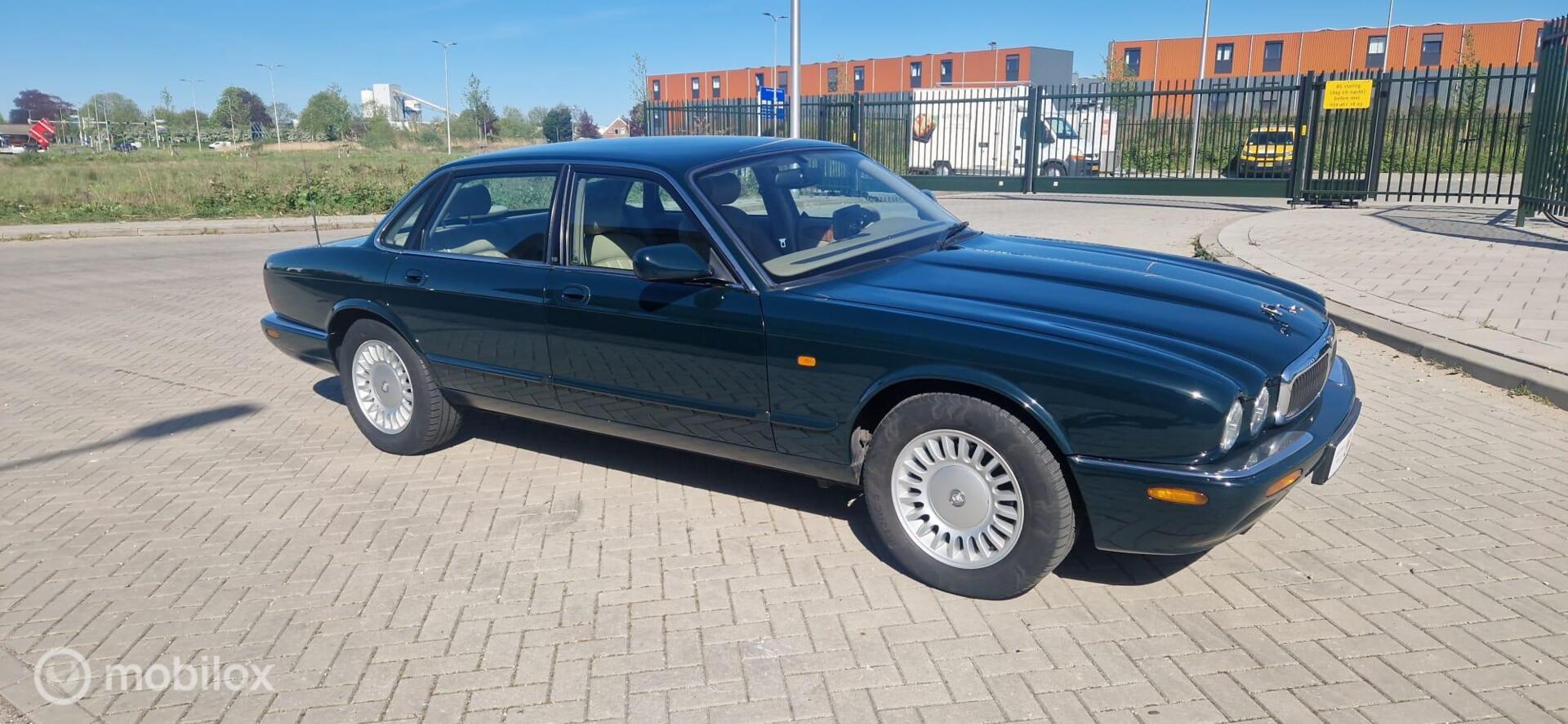 Foto van Jaguar Jaguar (xj8) Executive