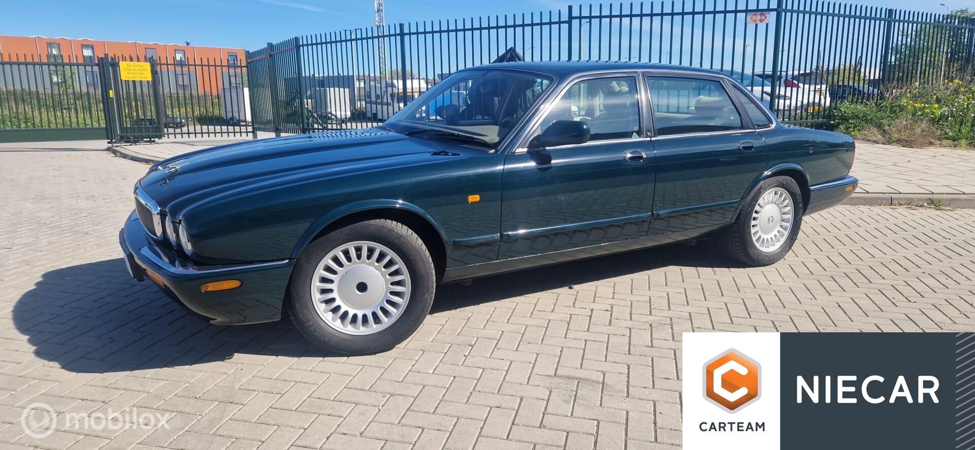 Foto van Jaguar Jaguar (xj8) Executive