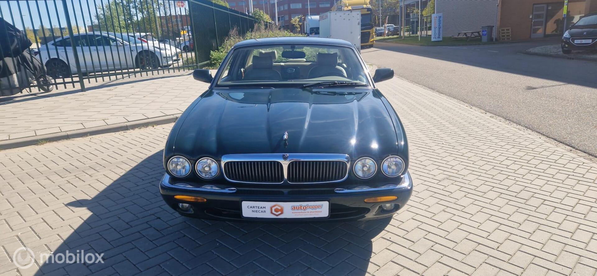 Foto van Jaguar Jaguar (xj8) Executive