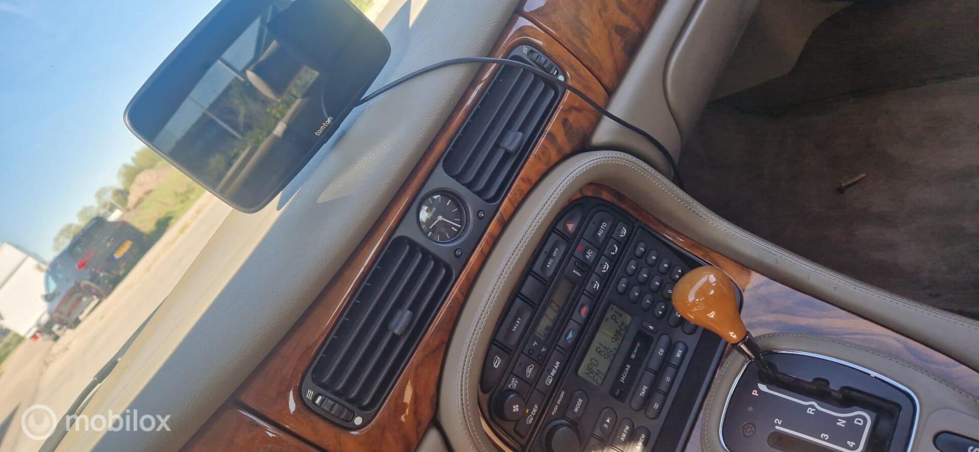 Foto van Jaguar Jaguar (xj8) Executive