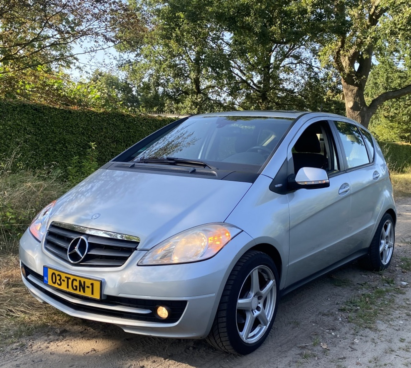 Mercedes-Benz A 180 180 BlueEFF Bns Cl. 2010 - voorkant