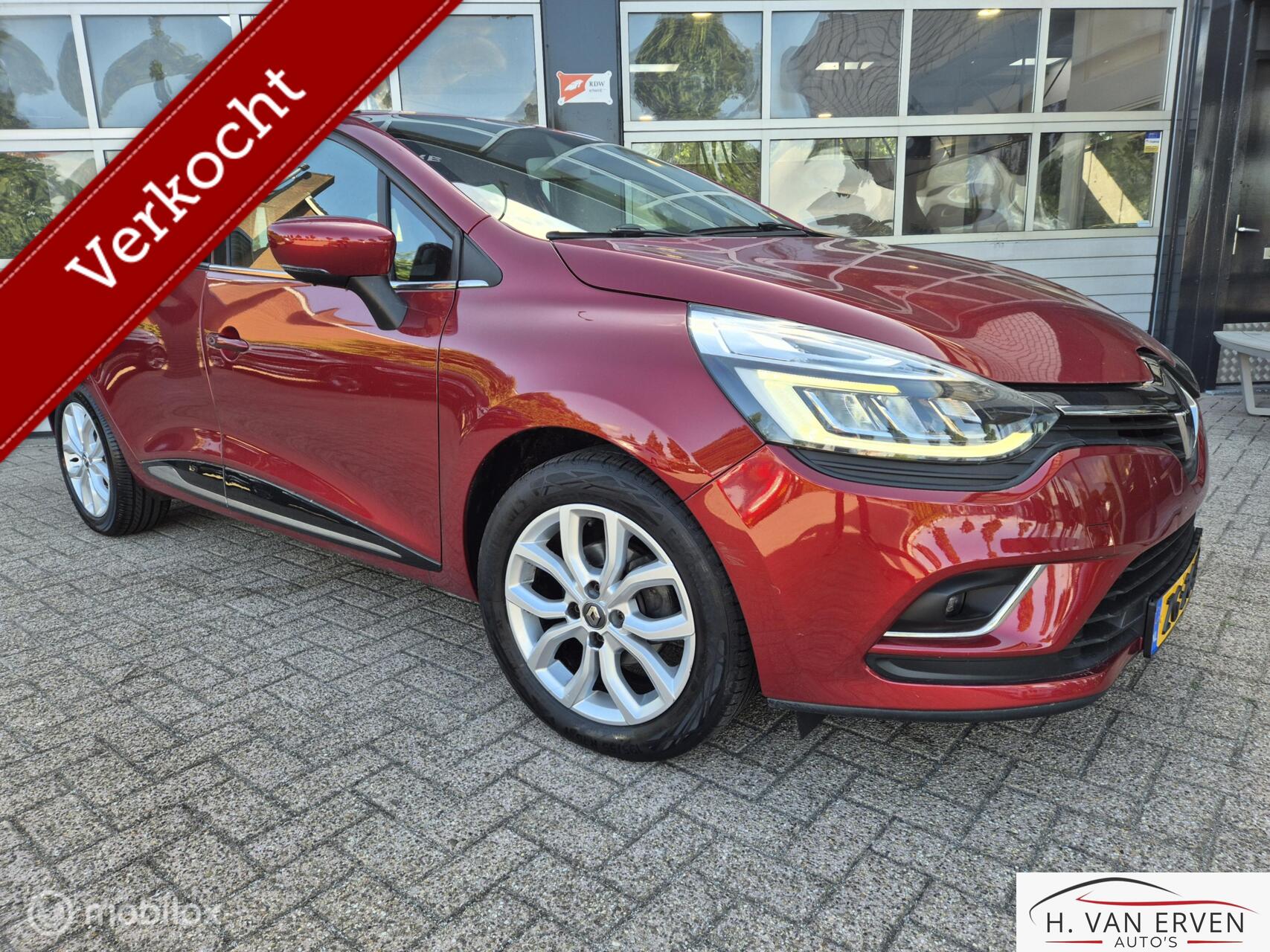 Renault Clio Intens 53000KM NAP! DEALERONDERHOUDEN 2019 - voorkant