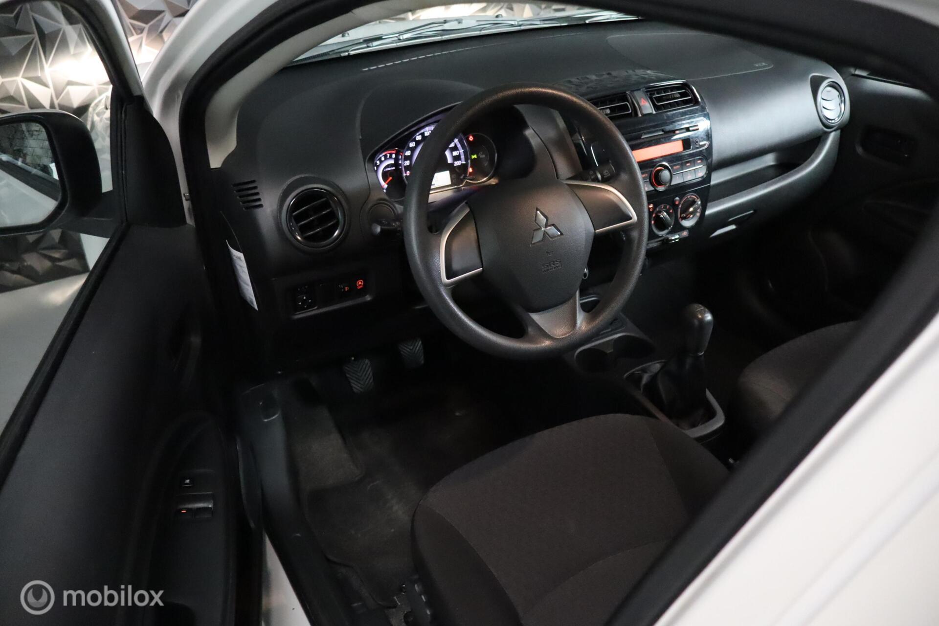Foto van Mitsubishi Mitsubishi Space Star