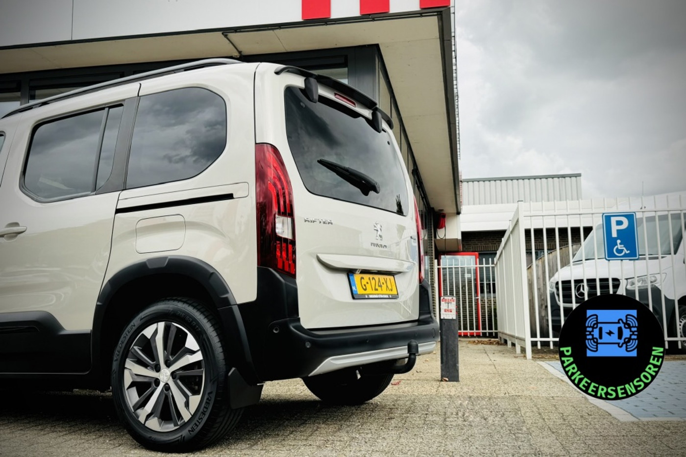 Foto van Peugeot Rifter