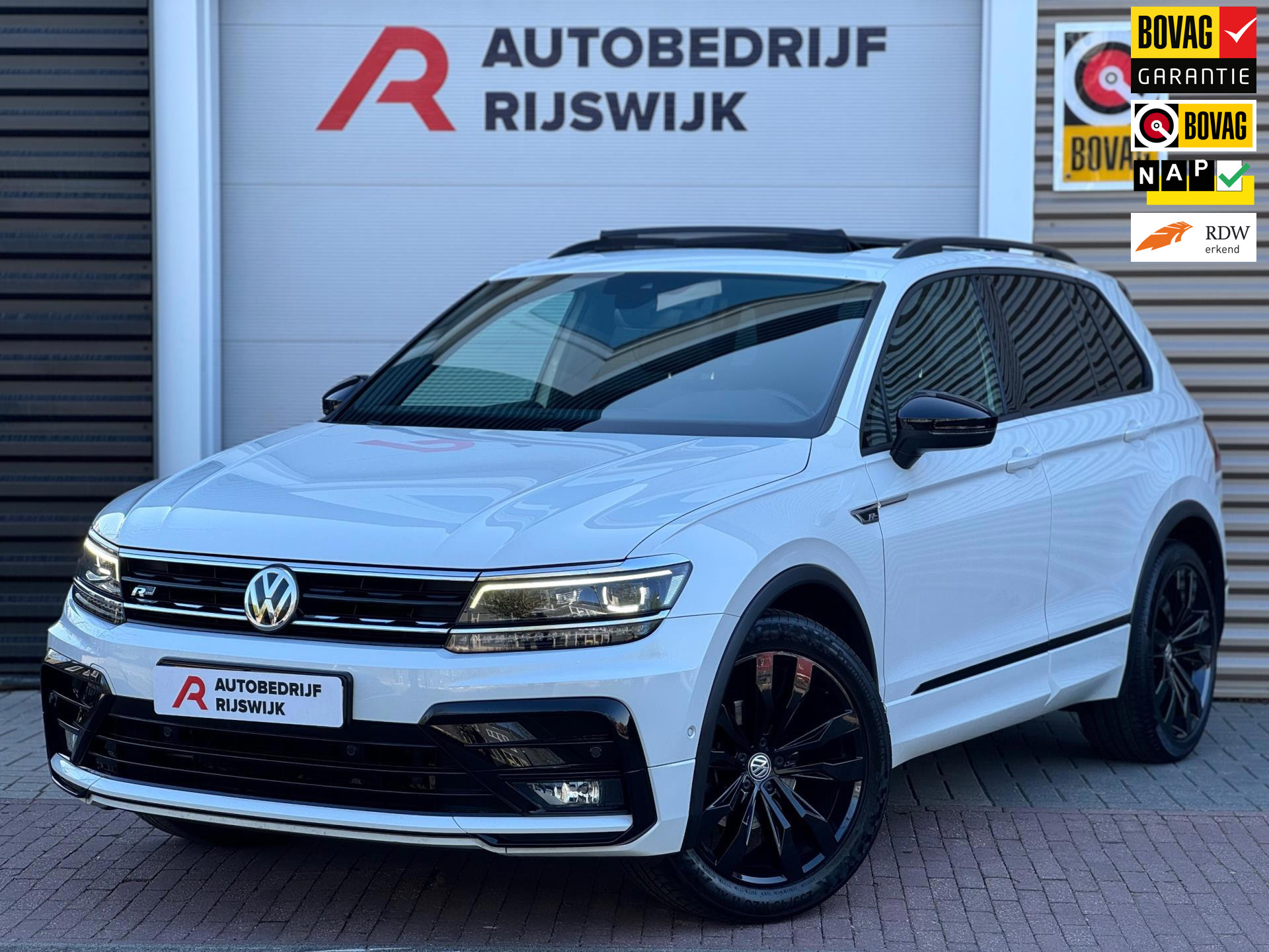 Volkswagen Tiguan 1.5 TSI ACT 3x R-Line Memory/Pano/Dynaudio 2019 - voorkant