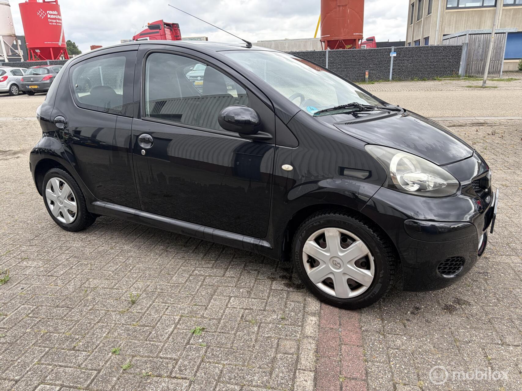Toyota Toyota Aygo 1.0-12V Comfort 2010 - voorkant