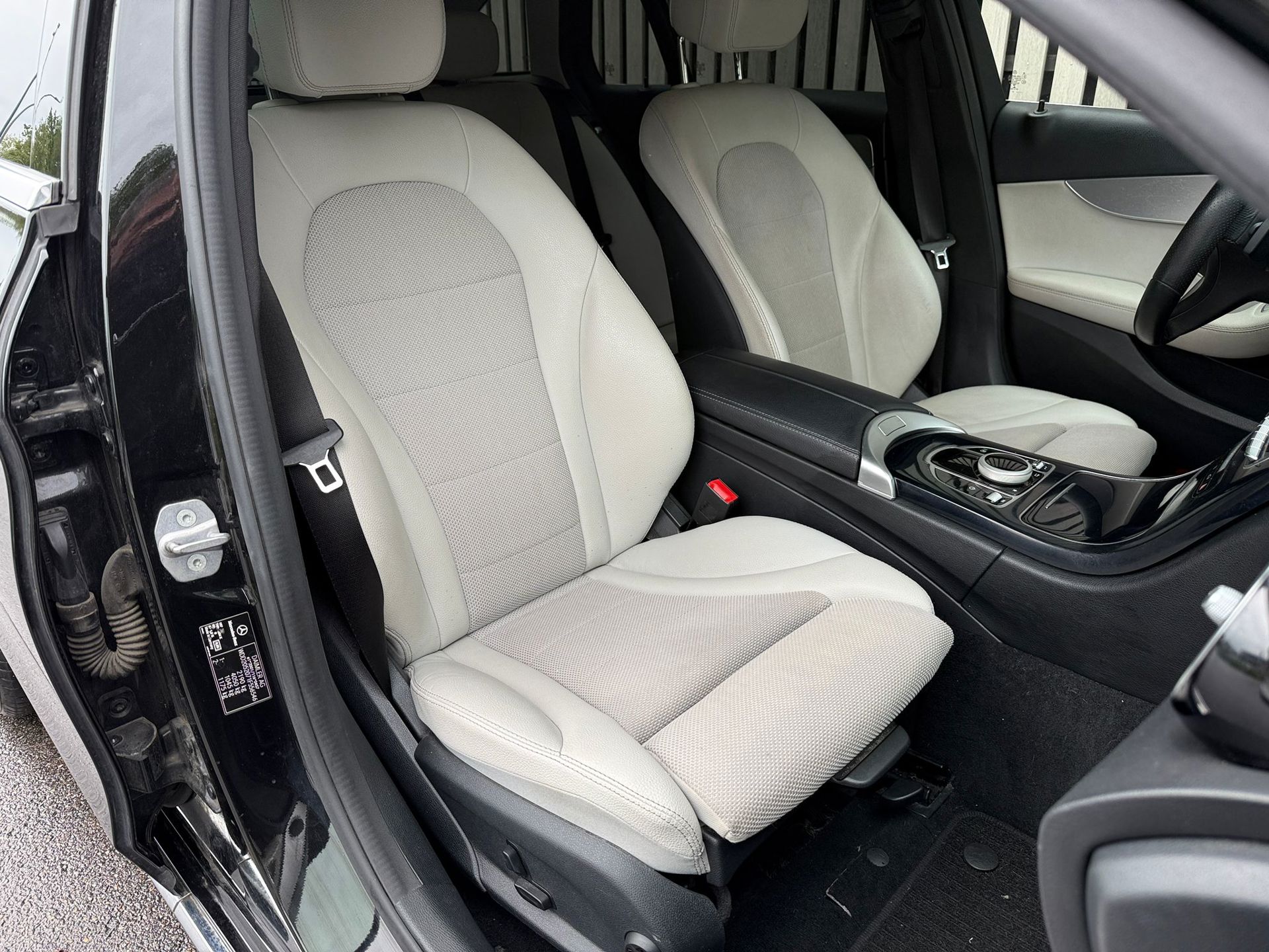 Foto van Mercedes-Benz C 200 D
