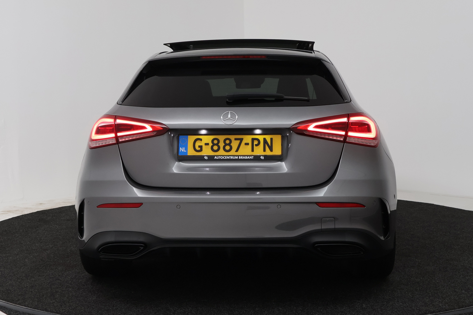 Foto van Mercedes-Benz A 180