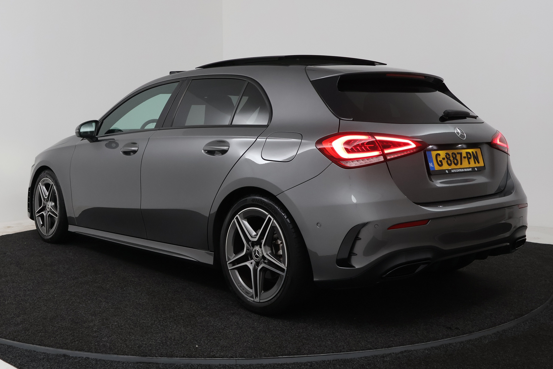 Foto van Mercedes-Benz A 180