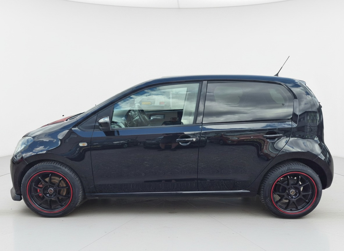 Seat Mii 1.0 60pk Ecomotive 5D Sport Dynamic 2015 - voorkant