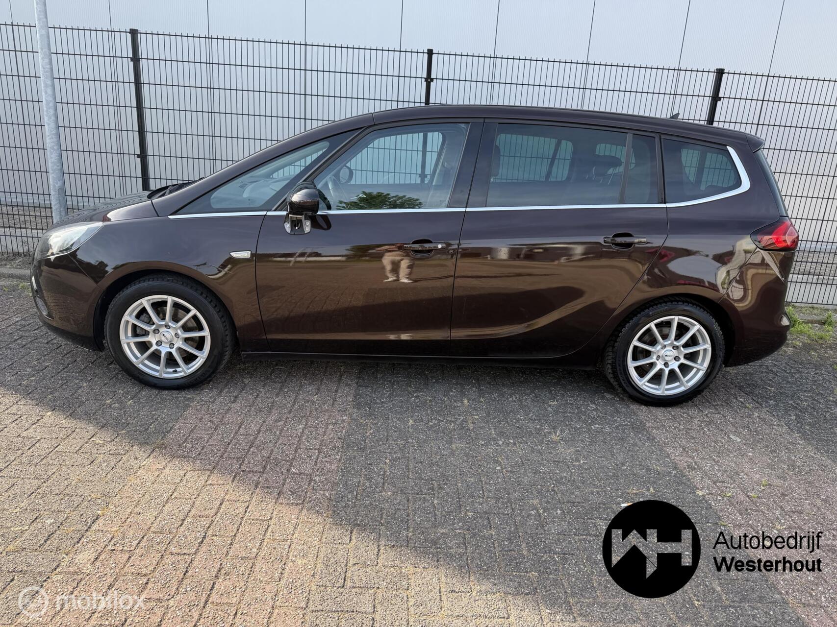 Foto van Opel Zafira Tourer