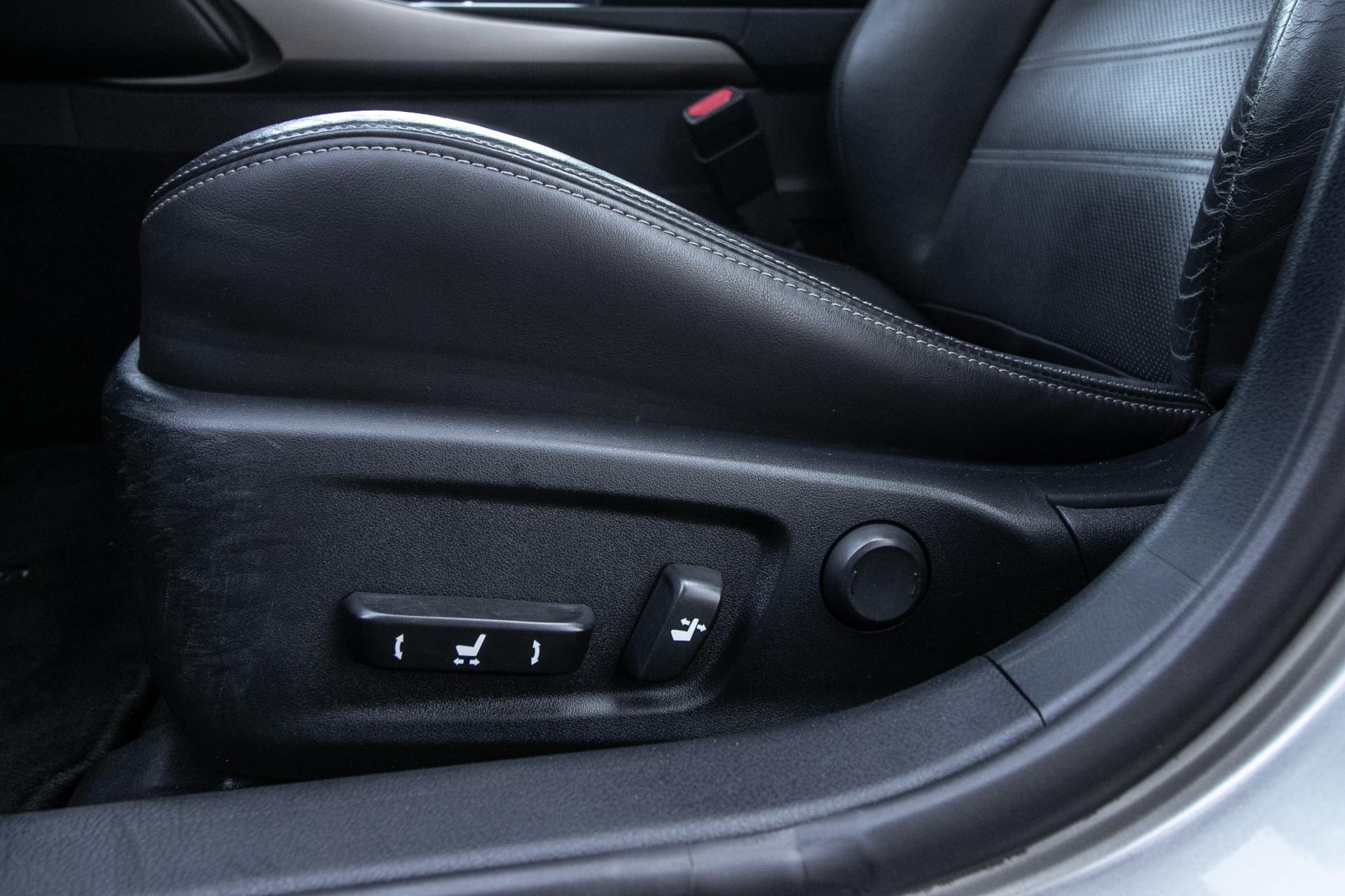 Foto van Lexus Lexus Is300h