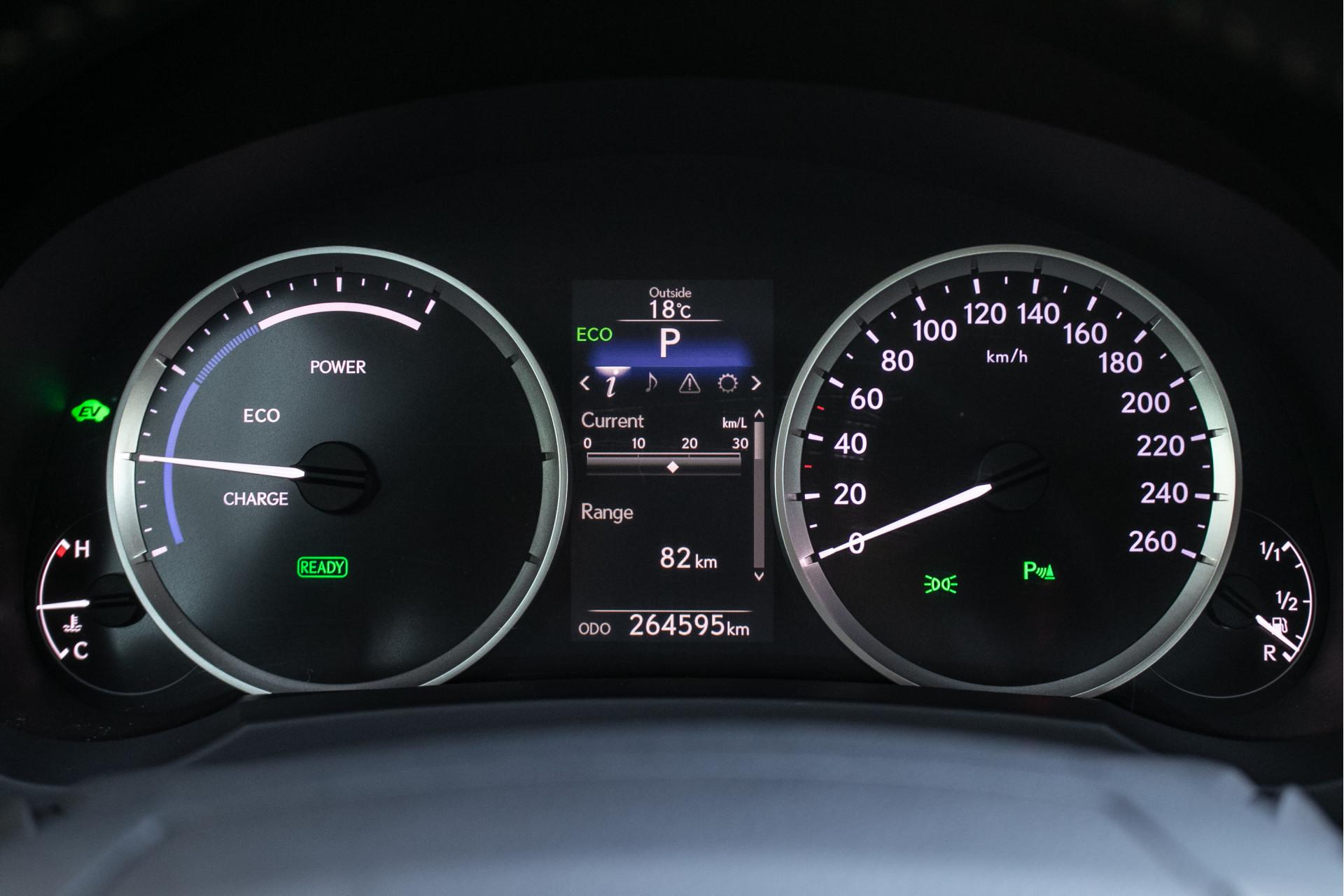 Foto van Lexus Lexus Is300h