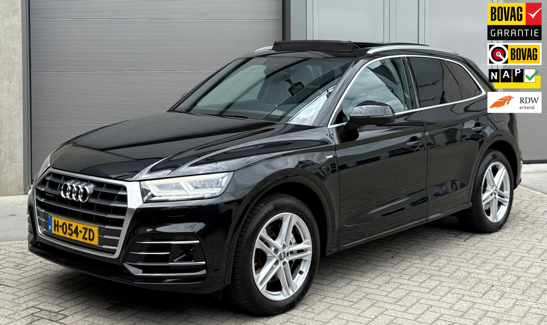 Audi Q5 50 TFSI E 50 TFSI e Quattro 2020 S edition Zwart PANO|CAM|NAP 2020 - voorkant