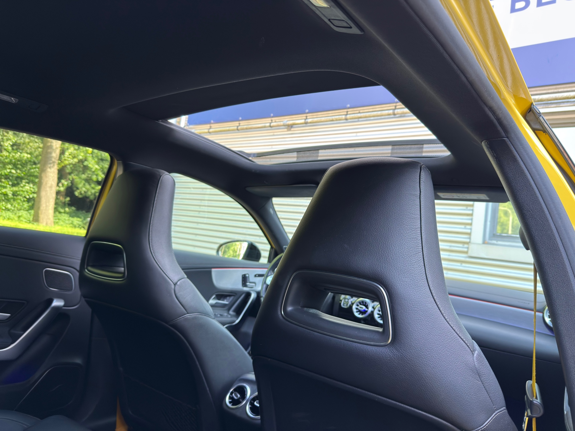 Foto van Mercedes-Benz AMG A 35