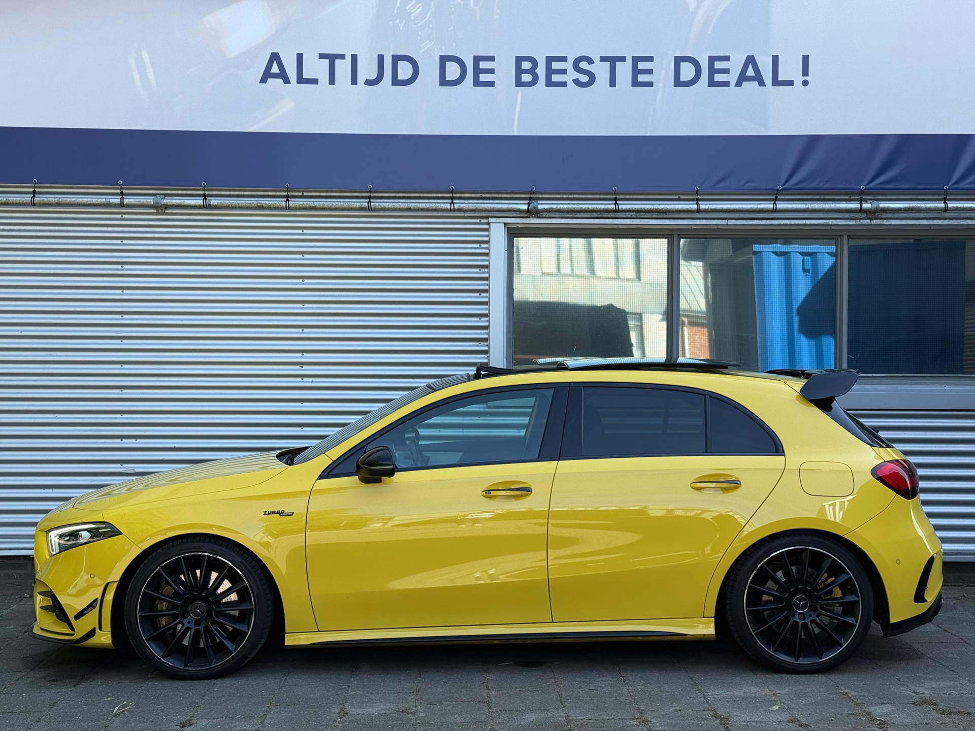 Foto van Mercedes-Benz AMG A 35