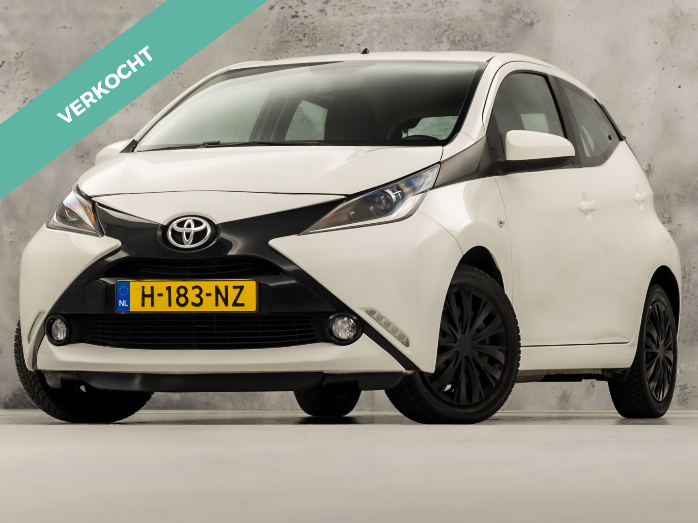 Toyota Toyota Aygo 1.0 VVT-i x-play Sport 2018 - voorkant