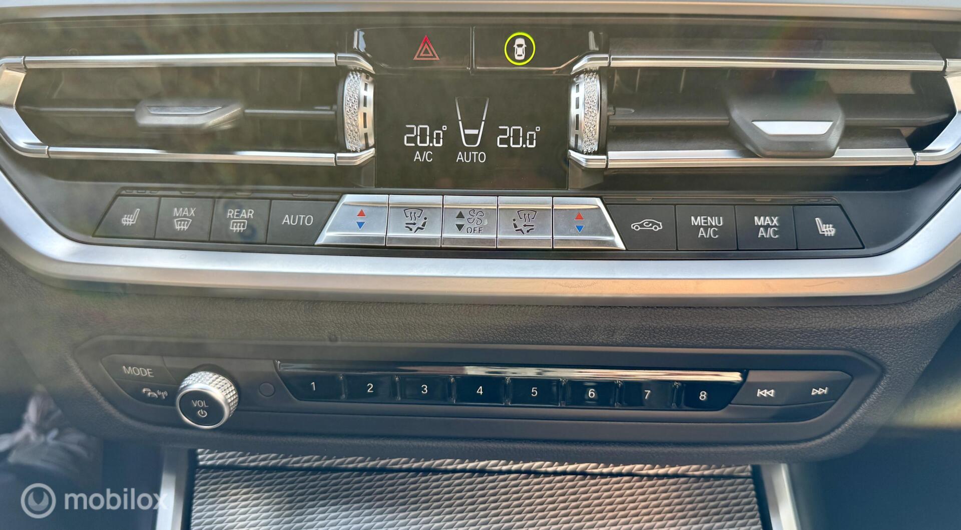 Foto van BMW 330i