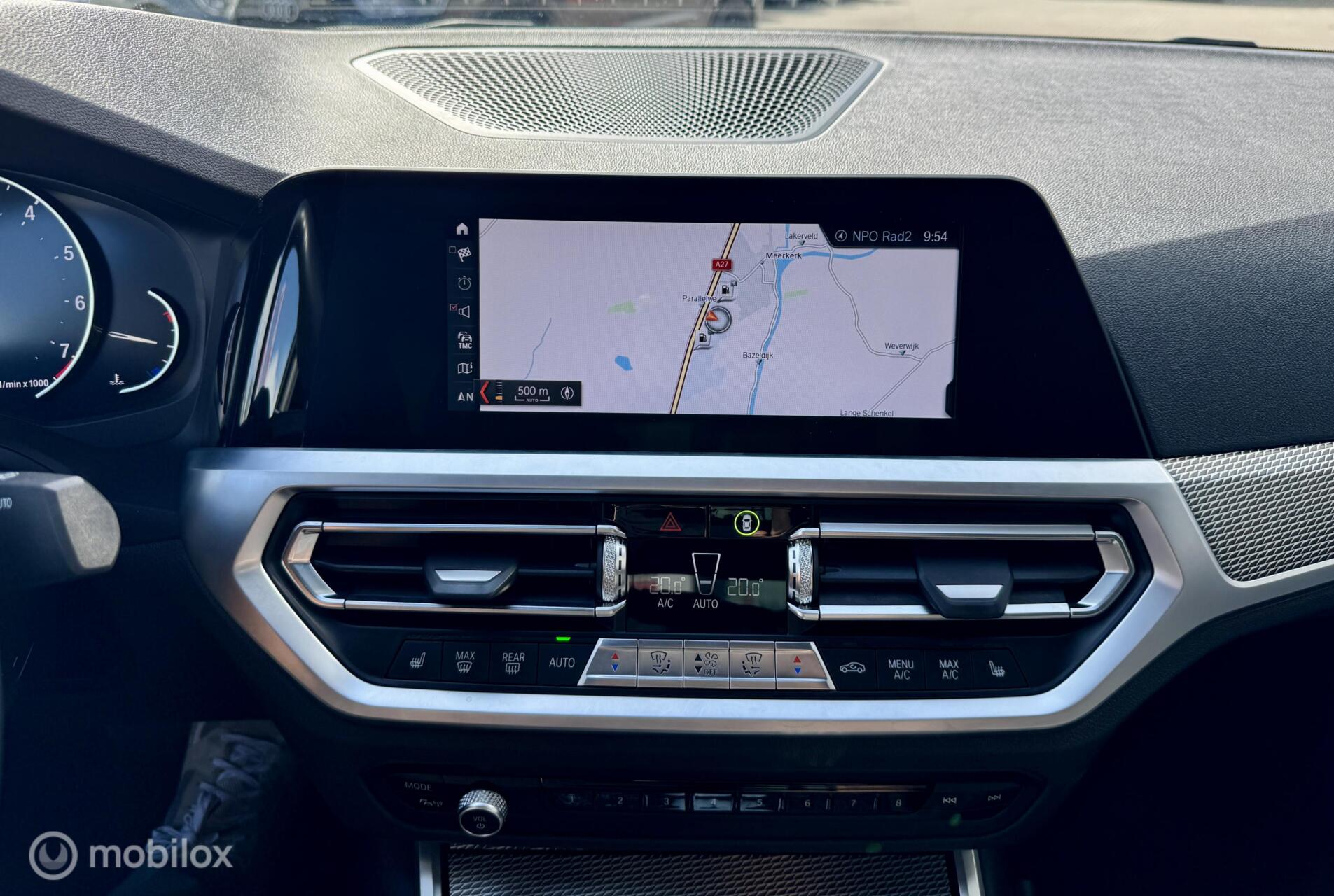 Foto van BMW 330i