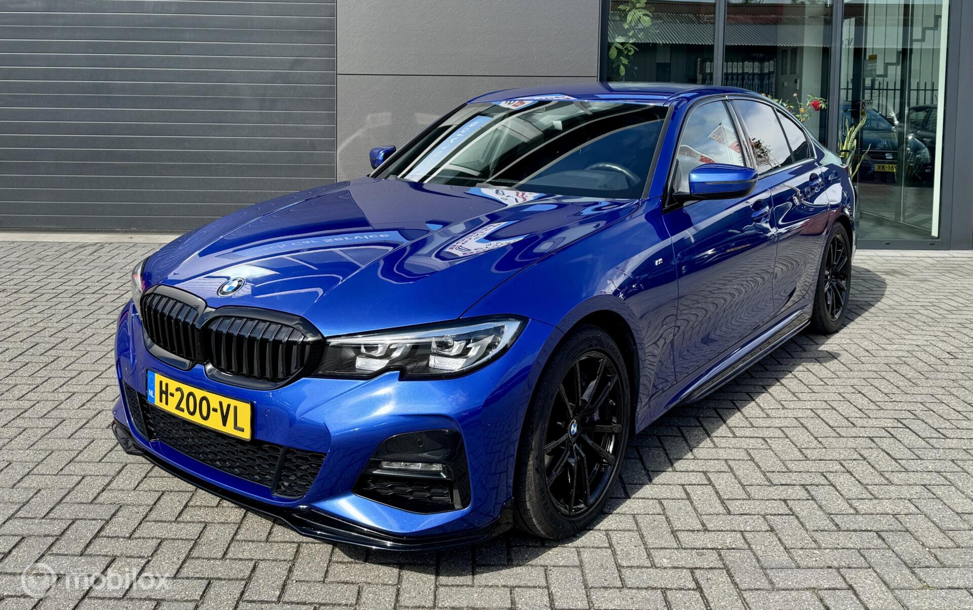 Foto van BMW 330i