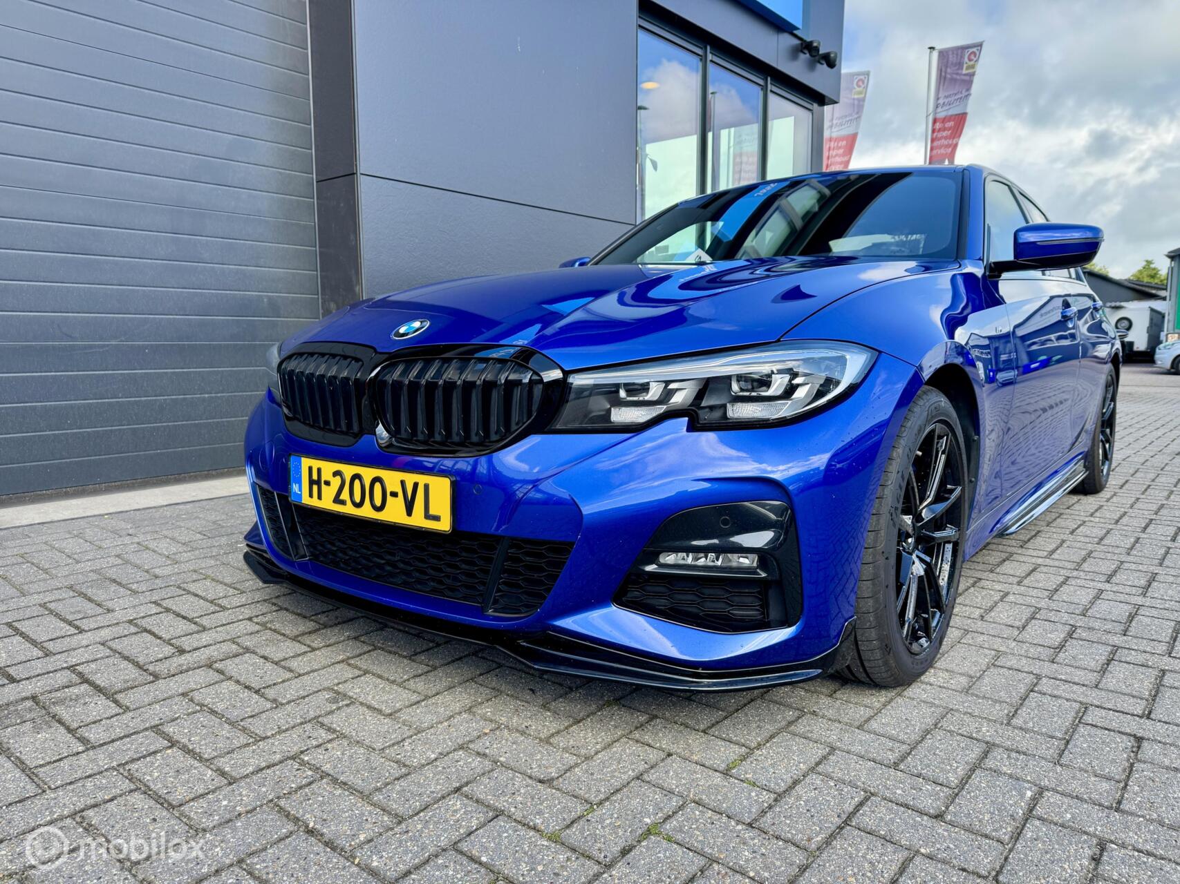 Foto van BMW 330i