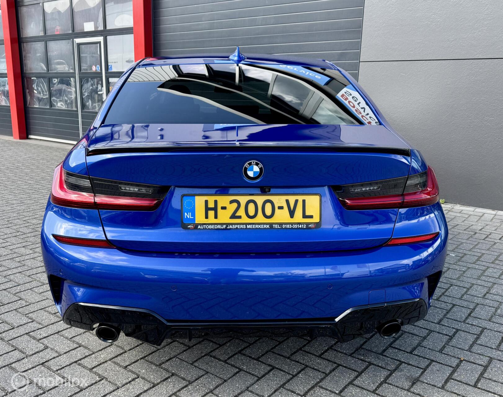 Foto van BMW 330i