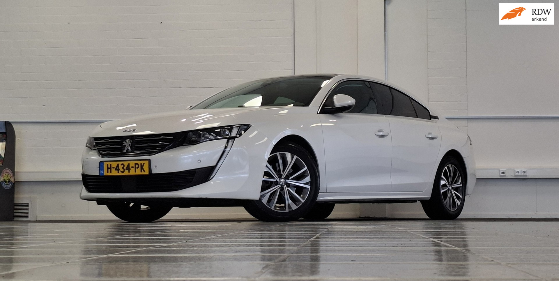 Peugeot 508 1.6 PureTech Blue Lease Active Schuif/kanteldak Camera Navi LED Mooi! 2020 - voorkant
