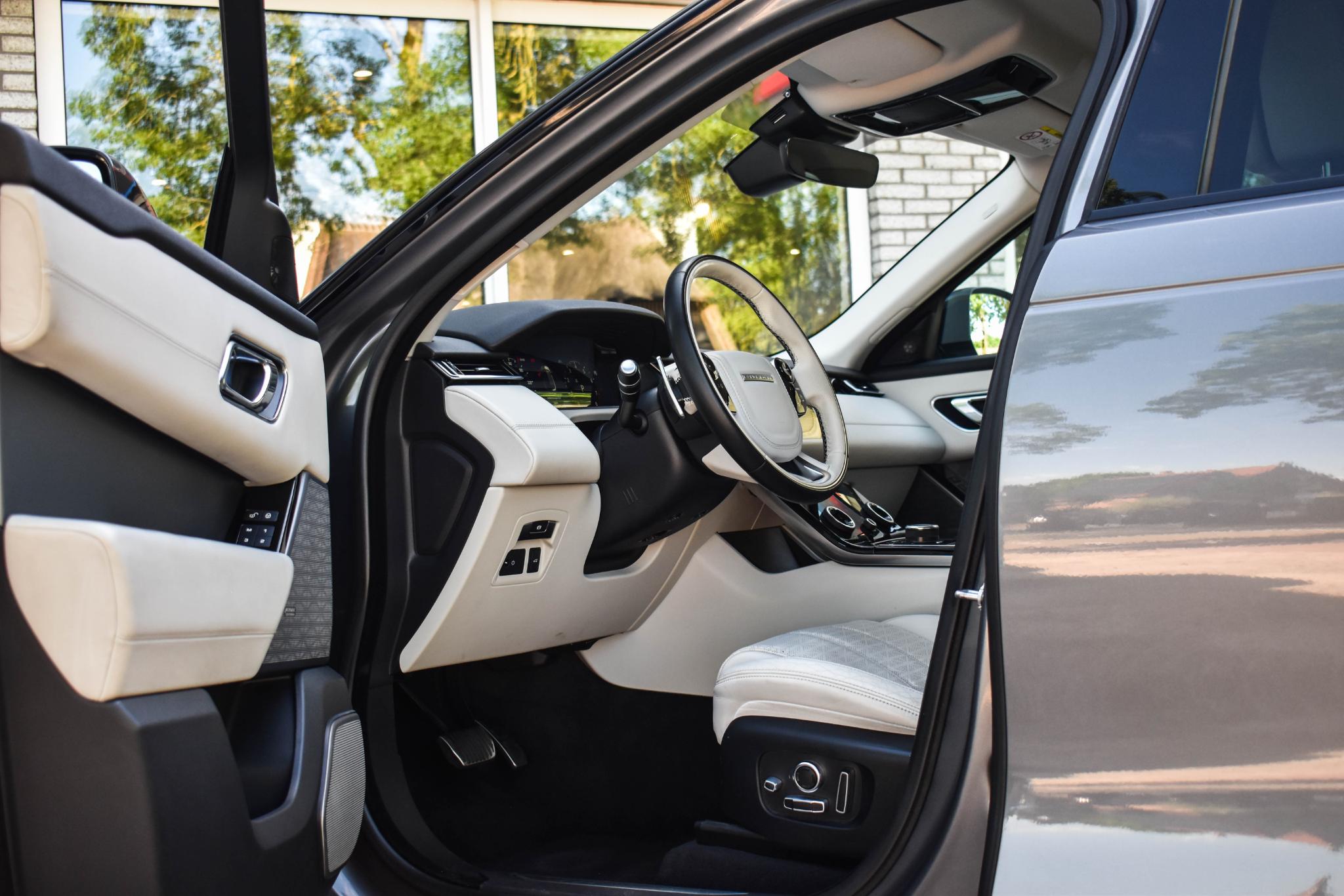 Foto van Land Rover Range Rover Velar