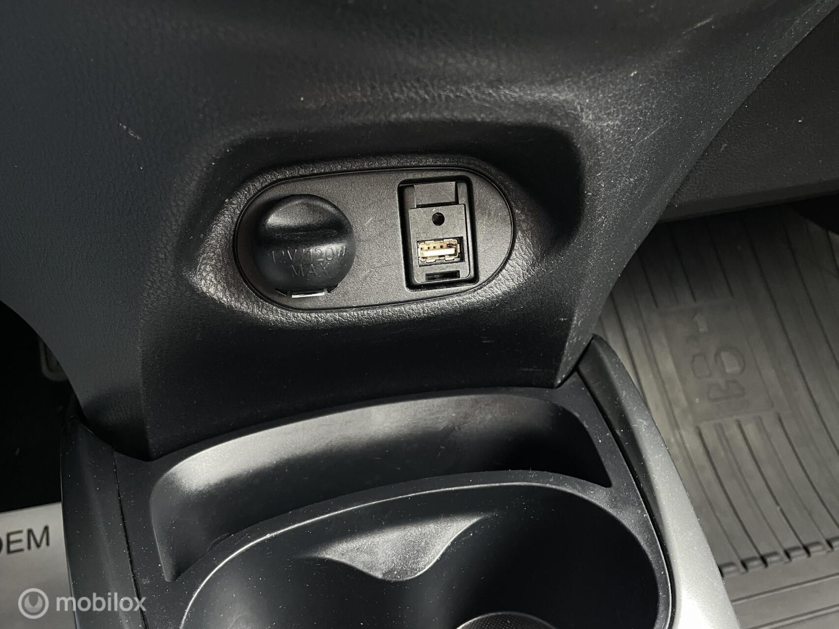 Foto van Toyota Toyota Yaris Hybrid