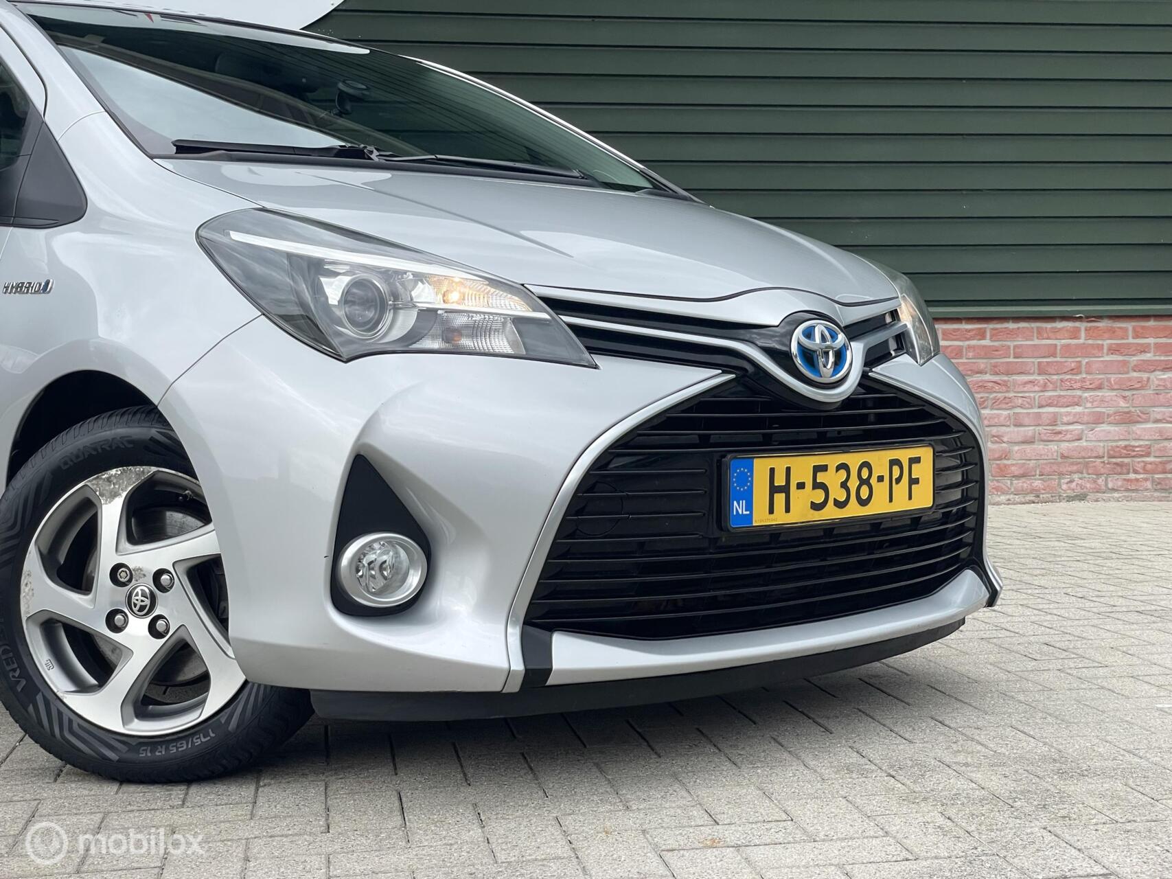 Foto van Toyota Toyota Yaris Hybrid