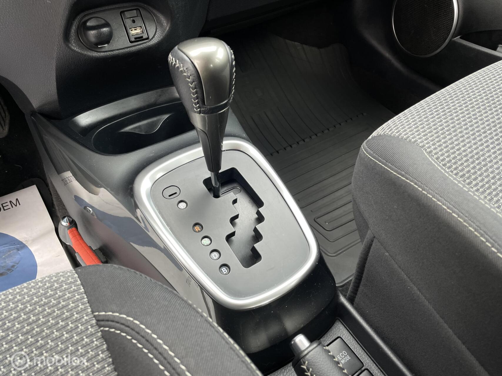 Foto van Toyota Toyota Yaris Hybrid