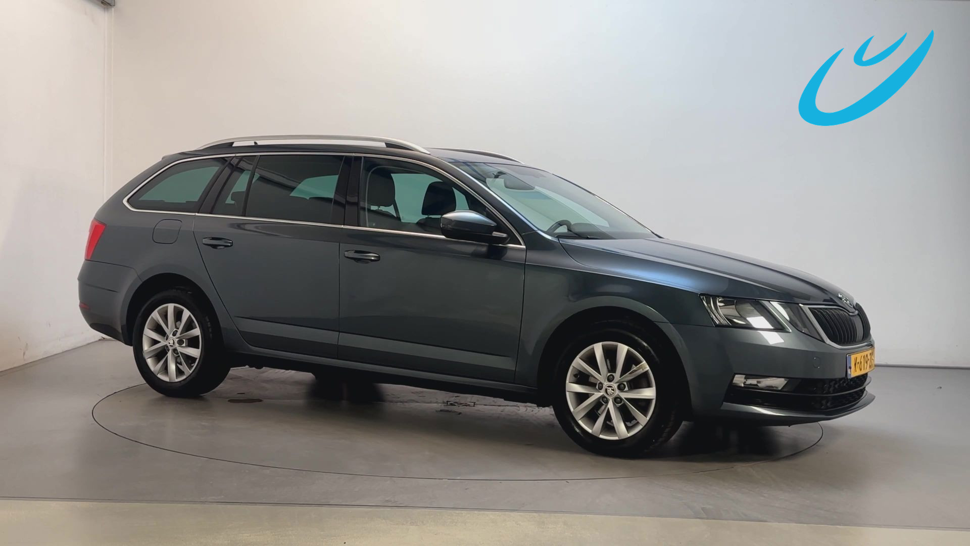 Skoda Octavia 1.0 TSI Greentech Business Edition Stoelverwarming Leder-Stof App-Connect DAB+ 2020 - voorkant
