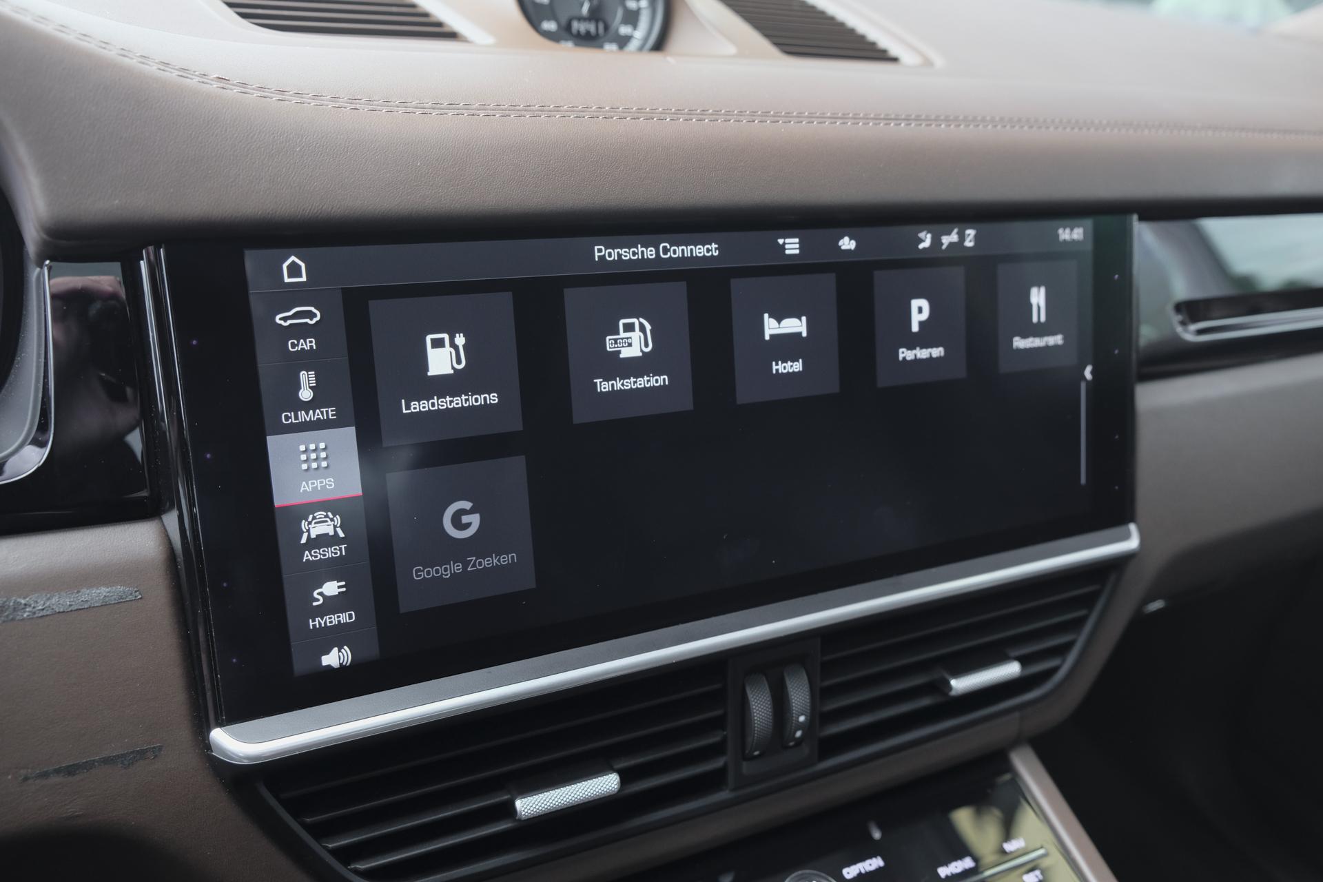 Foto van Porsche Cayenne Turbo S E-hybrid