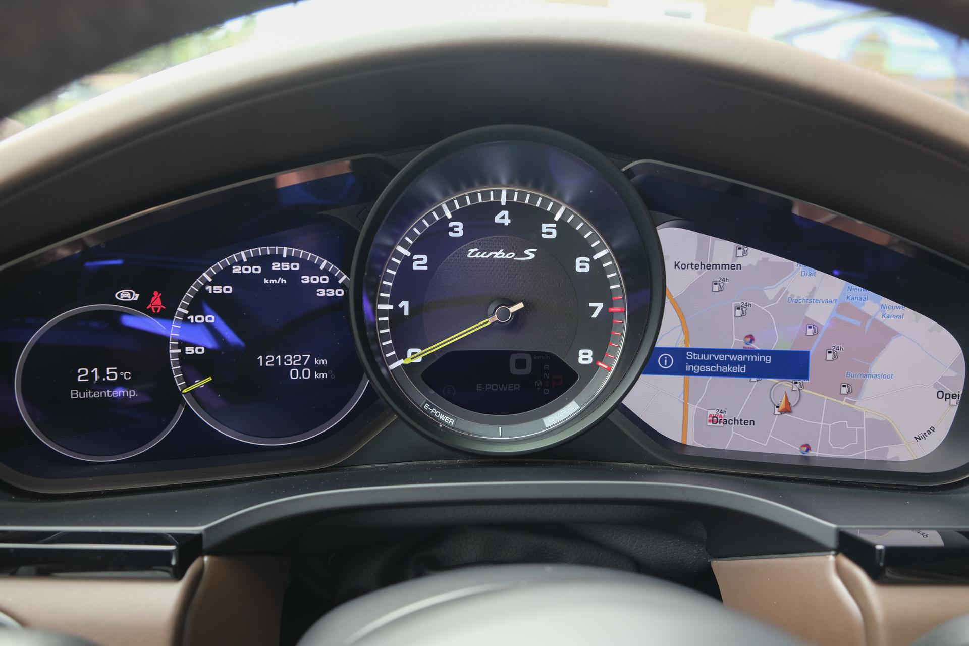 Foto van Porsche Cayenne Turbo S E-hybrid