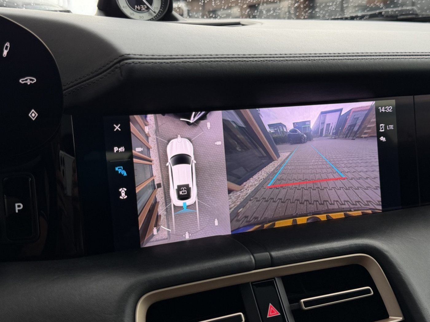 Foto van Porsche Taycan Turbo