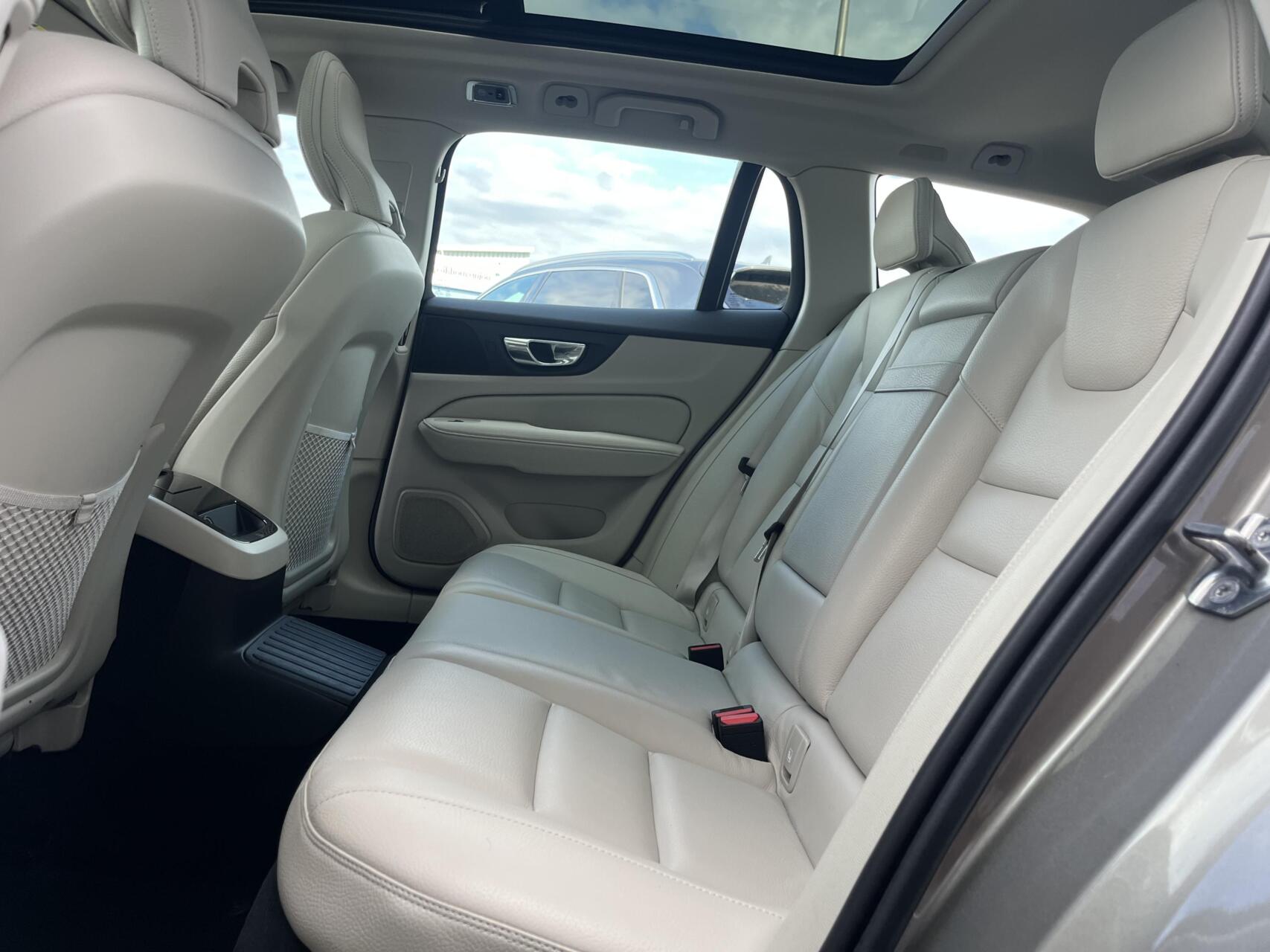 Foto van Volvo V60 T8 Twin Engine