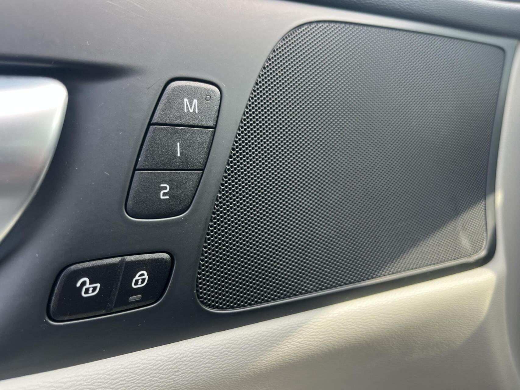 Foto van Volvo V60 T8 Twin Engine