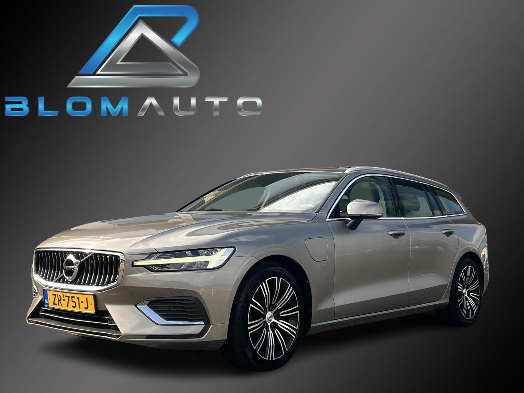Volvo V60 T8 Twin Engine 2.0 T8 Twin Engine AWD INSCRIPTION PANO+ACC+MEMORY 2019 - voorkant